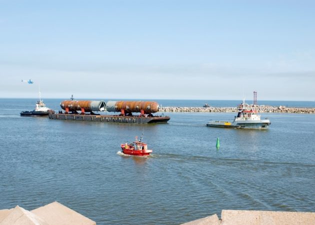 Reaktorių gabenimas iš Klaipėdos jūrų uosto į AB „Mažeikių nafta”